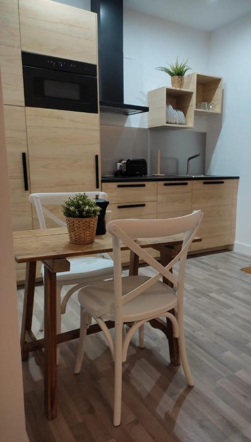Vft Puerta De Cordoba Apartment Baeza Exterior photo